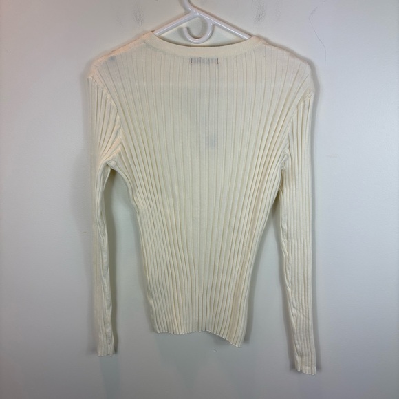 PRETTY GARDEN Ribbed Henley Sweater - Picture 4 of 9